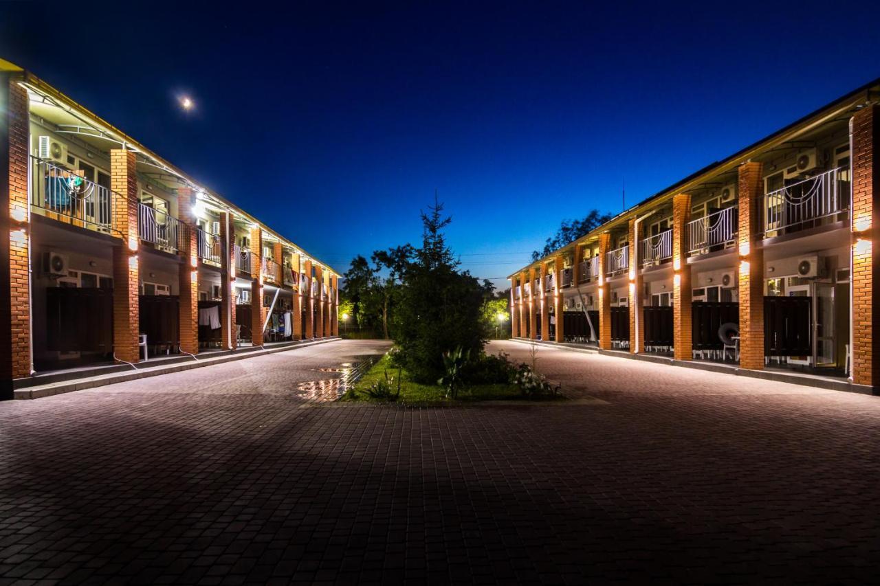 База Отдыха Причал Lasurne Exterior foto